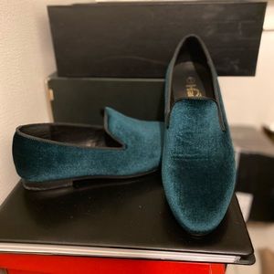 Boys loafer dress shoes, size 6.5.